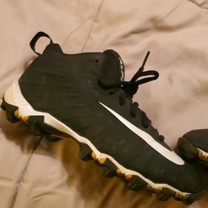 Youth Size 3 Nike Alpha Shark Cleats Football Baseball